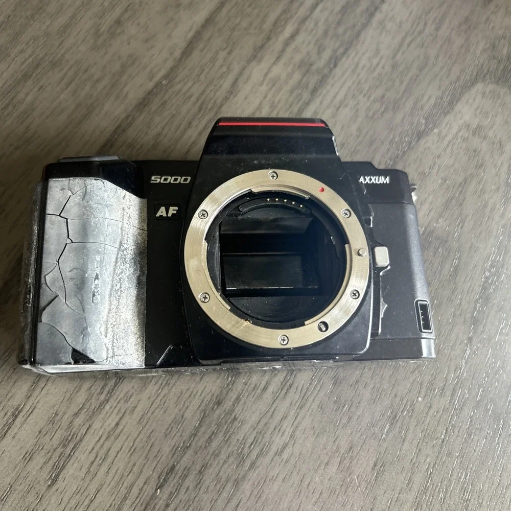 Minolta Maxxum 5000  Camera Japan Body Only For Parts